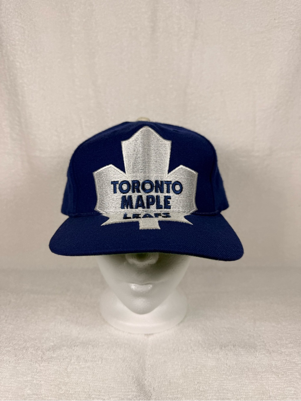 Vtg Toronto Maple Leafs Embroidered Snapback Hat